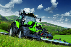 6 Series Agrotron Photo 1