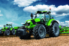 7 Series Agrotron TTV Photo 1